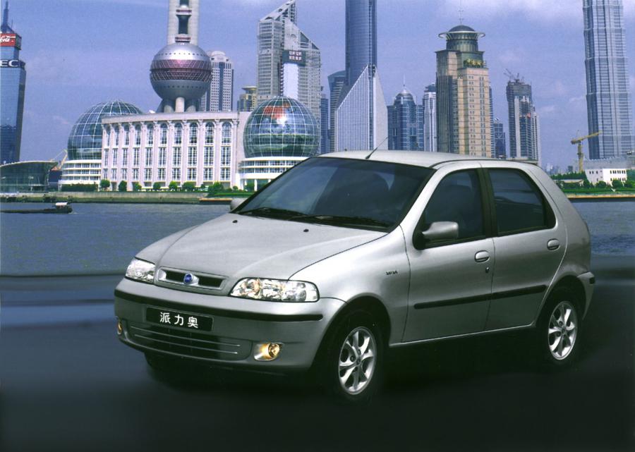  Fiat Palio WE 2002 года  (фото 4 из 4)